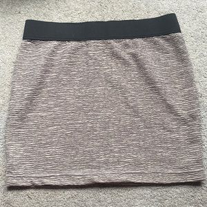 metallic gold pencil skirt